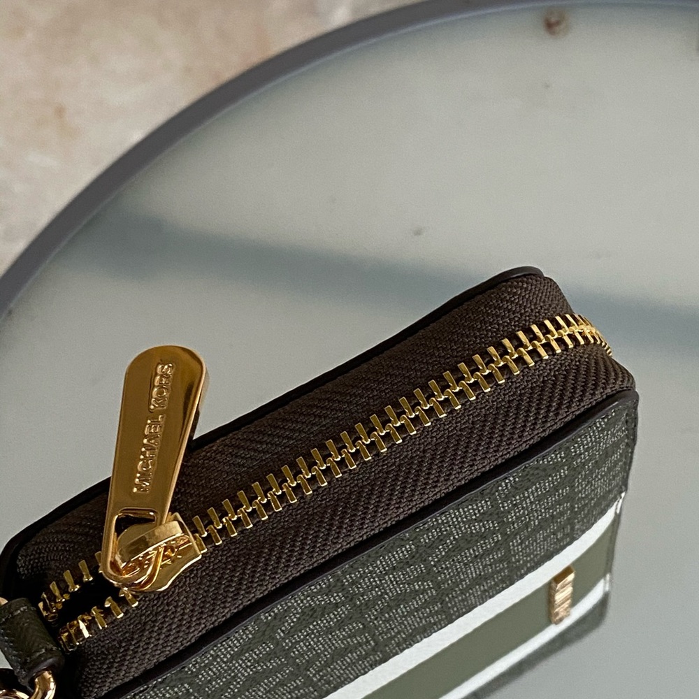 NWT Michael Kors LG continental signature wallet - Picture 2 of 5